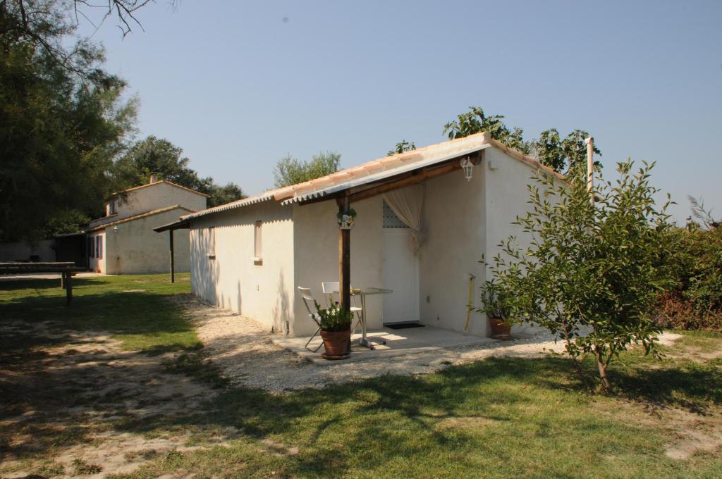 Les Mazets Du Paty Villa Albaron Buitenkant foto